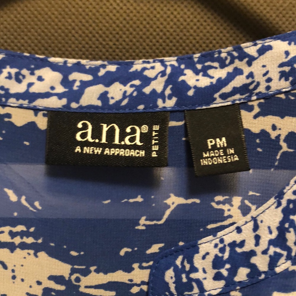 Beautiful Color, Sheer A.N.A Top - Picture 3 of 7